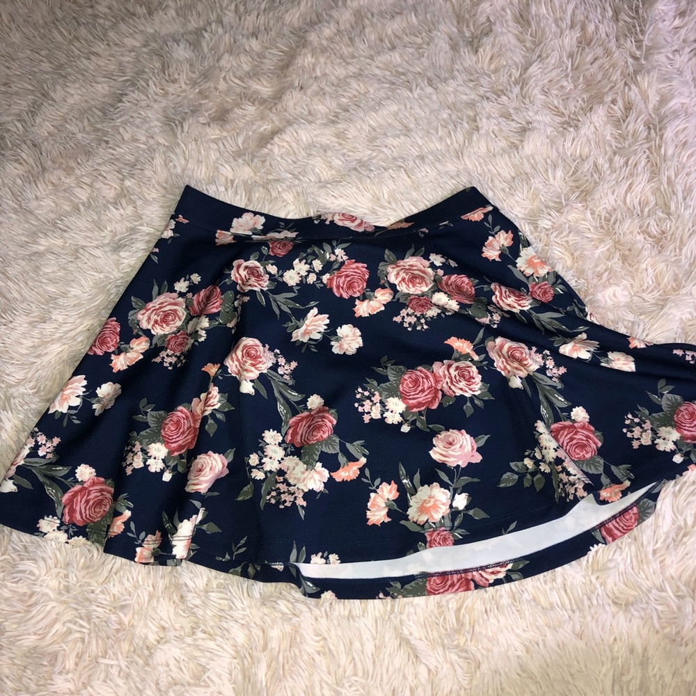 NAVY/FLORAL SKATER SKIRT